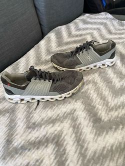 Men On Cloud Size M 9