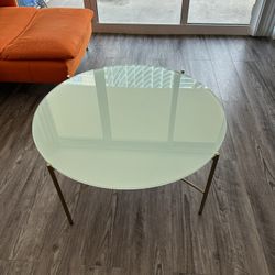 Glass Coffee Table (SAVE 220$)