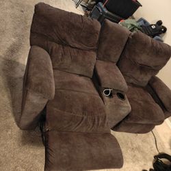 Lazy boy dual reclining couch with power hub