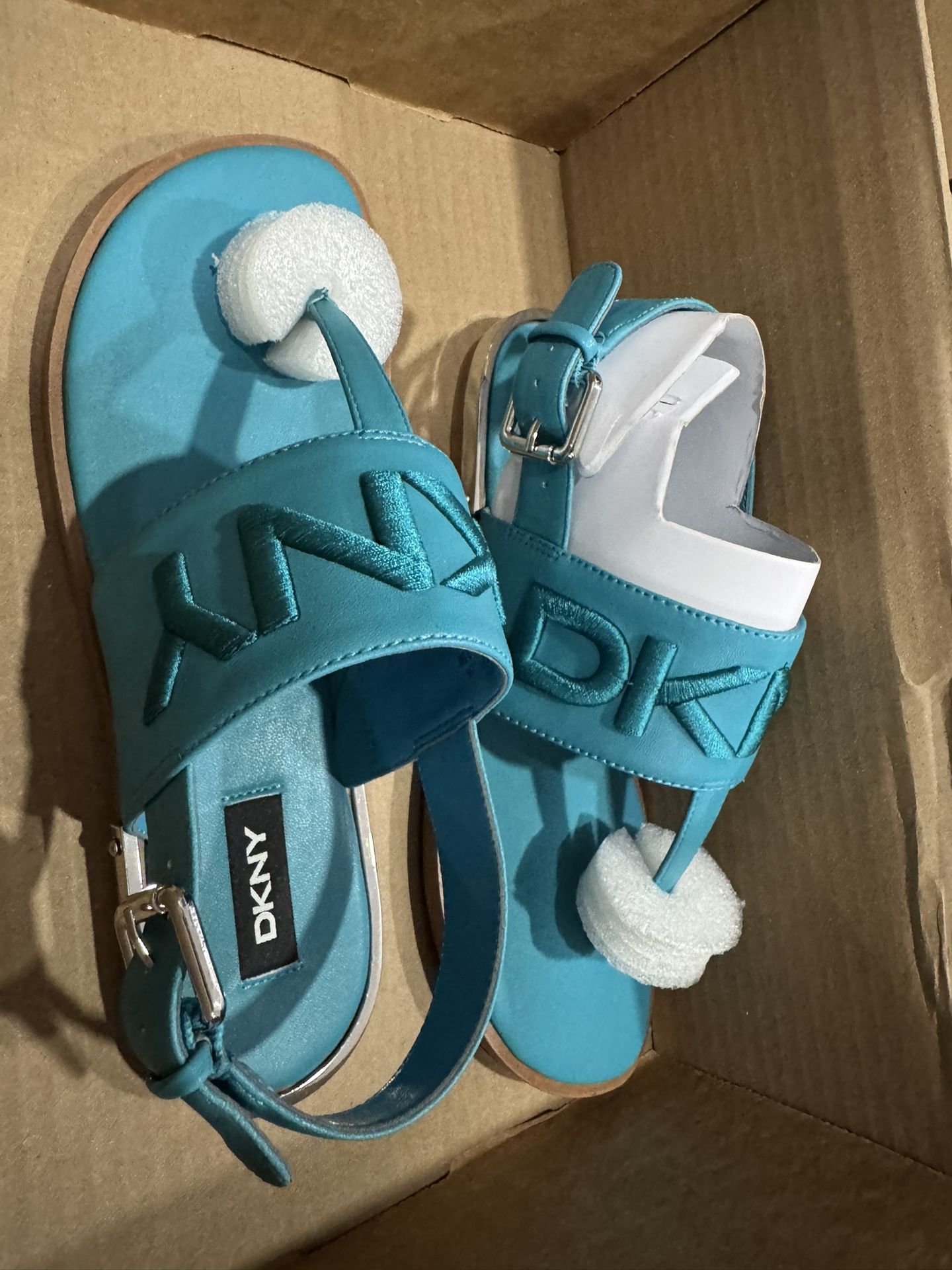 DKNY Women's Flat Buckled Sling Back Logo Sandal Heeled