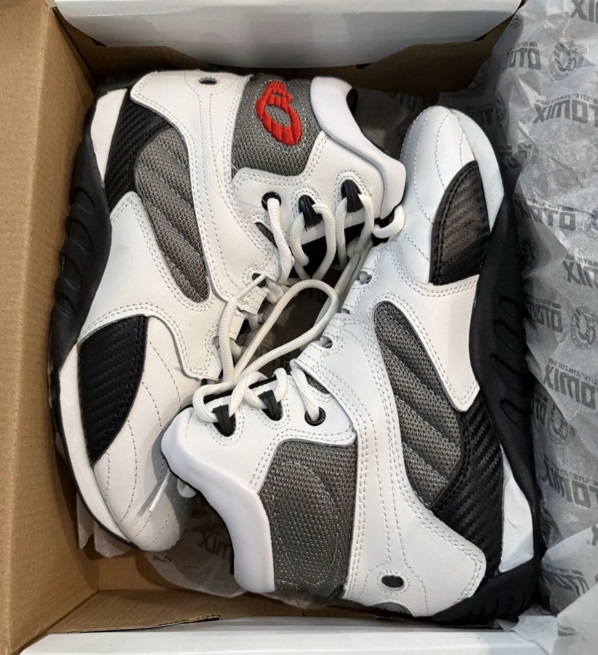 Otomix Carbonite Ultimate Bodybuilding Training White Shoes