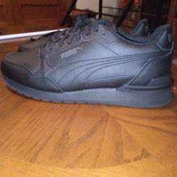Brand new Reebok size 10