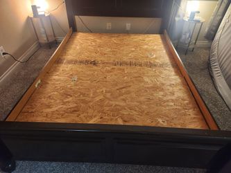 Frame bed and mattress