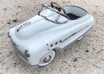 Antique 1948 Murray Comet Super Sport Kids All Metal Pedal Car
