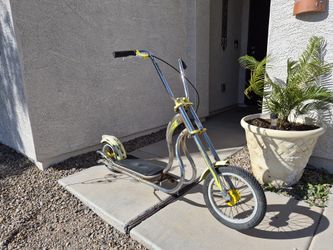 Vintage Schwinn Stingray Push Scooter -Chopper