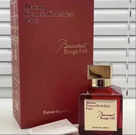 Baccarat Rouge 540 Cologne