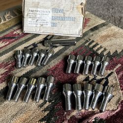 Westcoast - 20 Lug Bolt12x1.5 6-Spline Stud Bolt 27mm + Key Free Ship