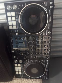 Dj console
