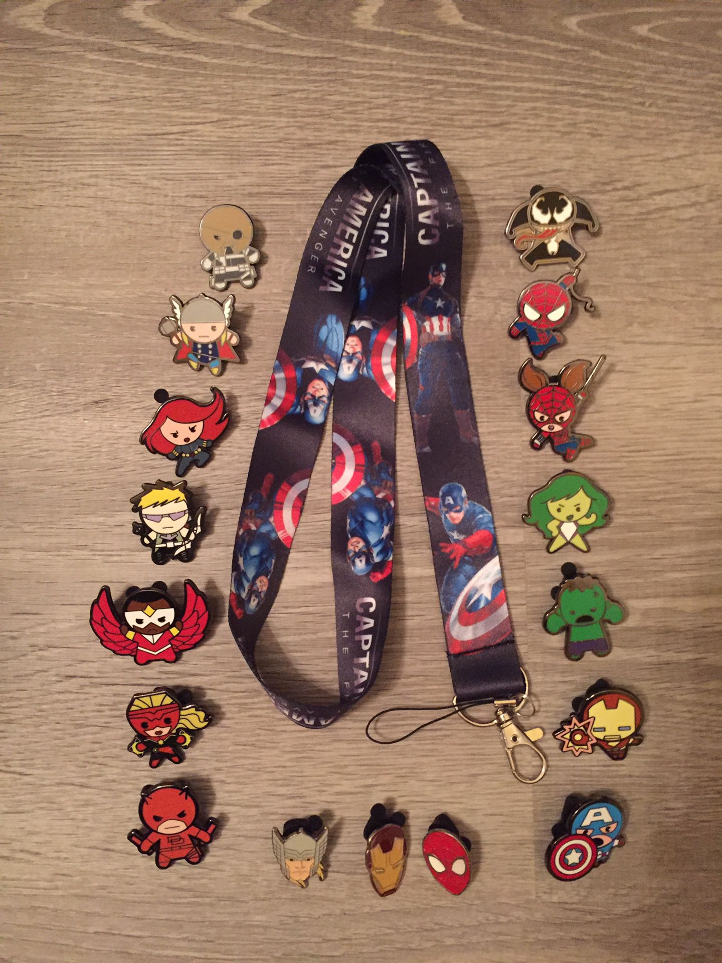 Captain America Lanyard with 17 Marvel tradable pins