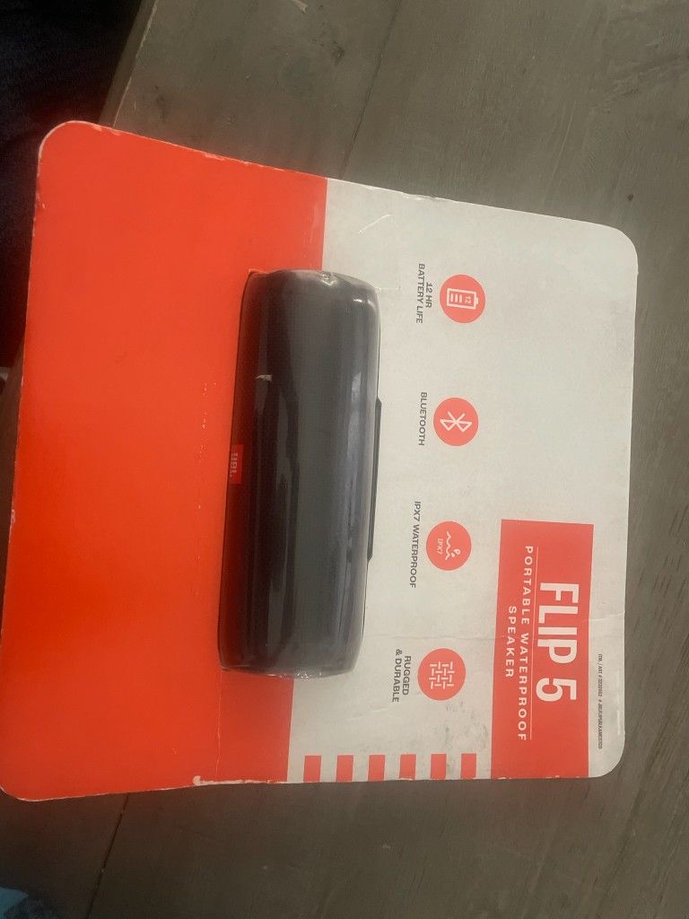 Brand New Beats Headphones ,brand New Jbl. Bluetooth Speaker. 50$ Each While Supply Last