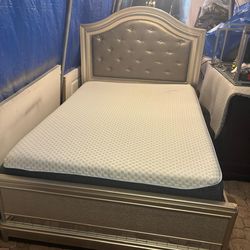 Full bed with matress