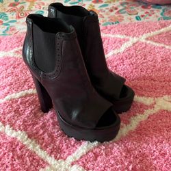 Versus Versace Black Leather Platform Peep Toe Ankle Boots Size 37   7 Women