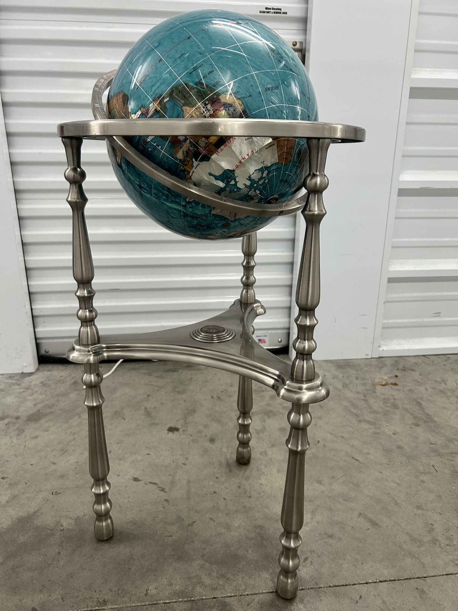 🌍 Vintage Alexandra Kalifano Floor Globe – Turquoise Gemstone Style