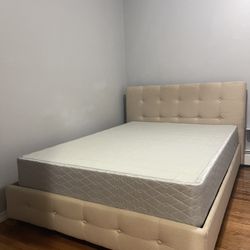 Full Size Upholstered Bed Frame (Wayfair) Cama Tamaño Full con Base Tapizada (Wayfair)