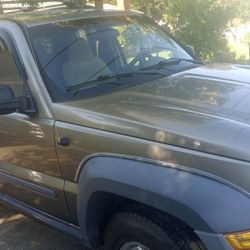 For Part 2005 Jeep Librrty