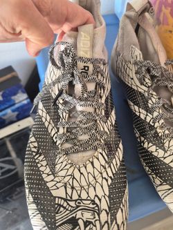 Adidas Low-Top Sneakers Black White Graphic Print