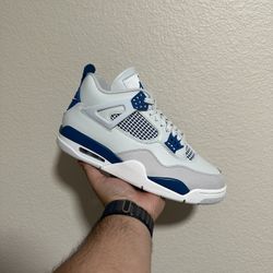 Jordan Retro 4 “Military Blue”