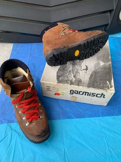 Climbing boots