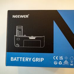Neewer VG-C4EM Battery Grip for Sony – $50