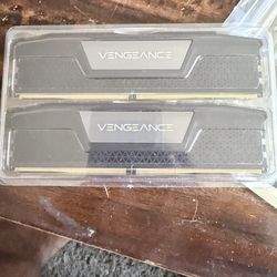 32GB Corsair Vengeance DDR5 RAM (2x16GB) 5600MHz CL36