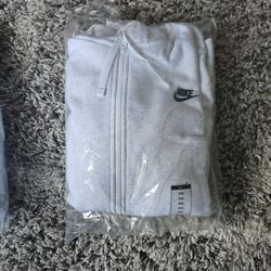 Nike Fleece Jacket And Sweats