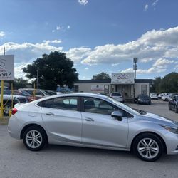 2017 Chevy Cruze Lt 