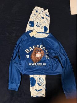 Pijama de niño talla 10