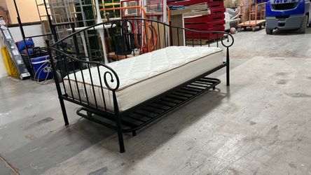 Daybed