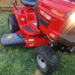 T110 Riding Mower 