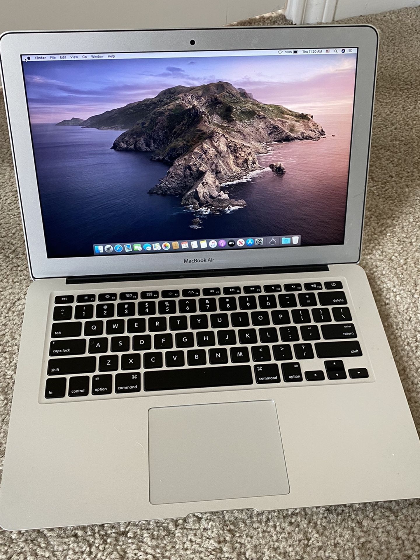 2017 Macbook Air 13 inch in Brand New Condition