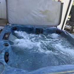Jacuzzi Tub Cal Spa  Motivated To Sell