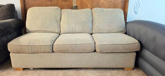 (FREE)Sofa