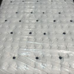 Kingsdown Crown Imperial 16" Firm Euro Top Mattress