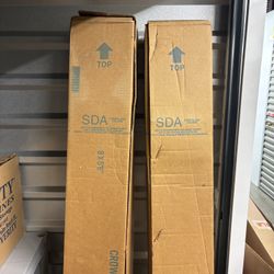 Crown Columns With Base 