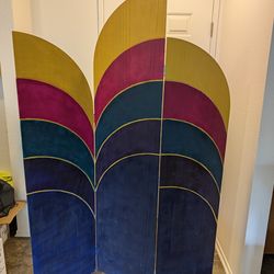 Wooden Arches Tri-Fold Backdrop