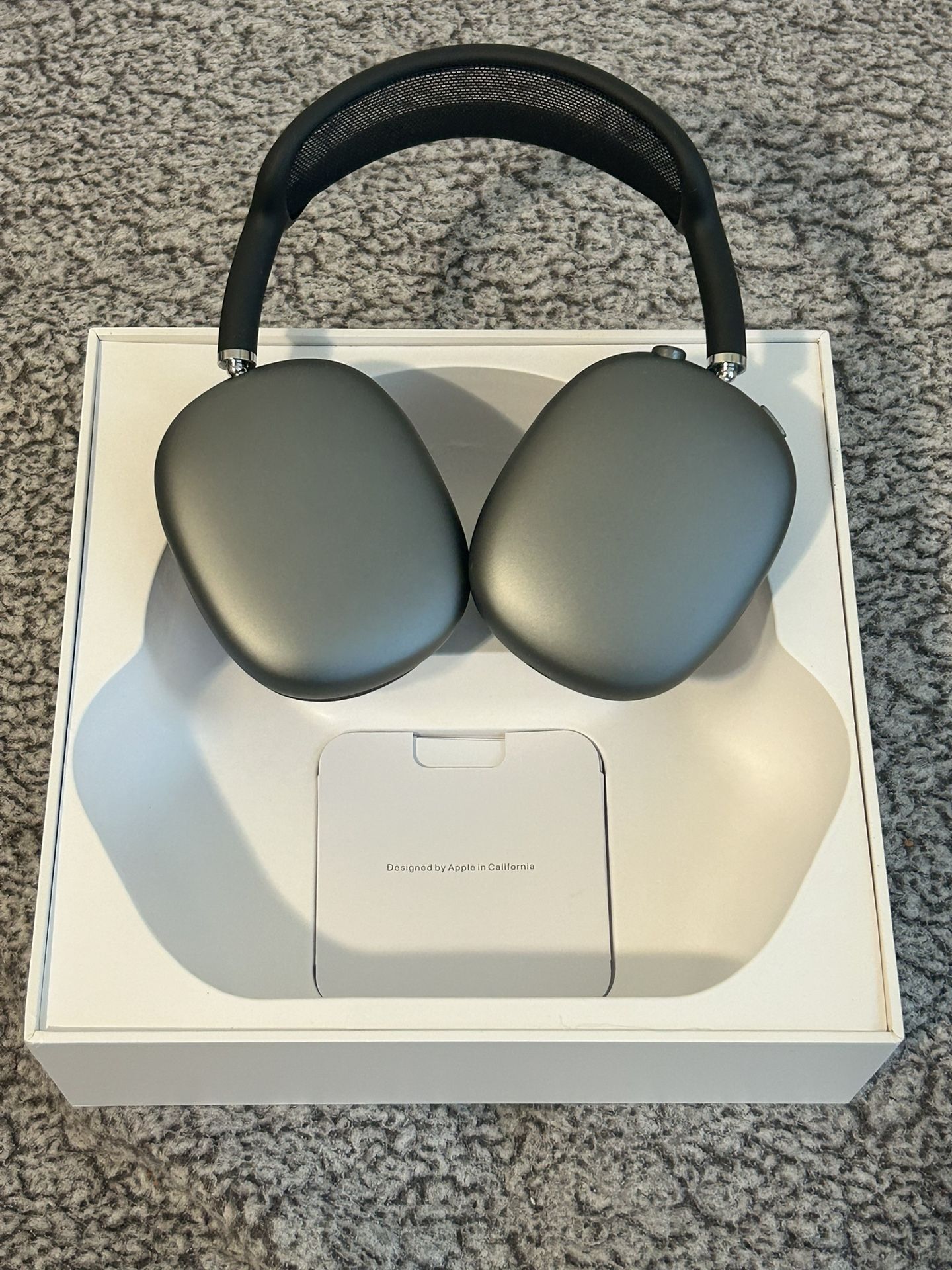 AirPods Max Space Gray