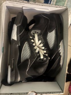 Jordan Metallic 5’s