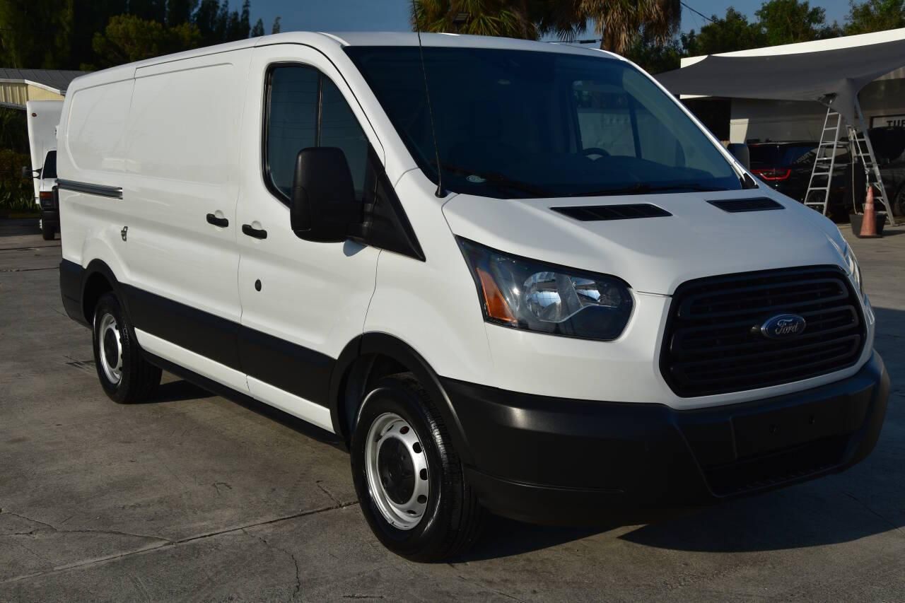 2019 Ford Transit-150