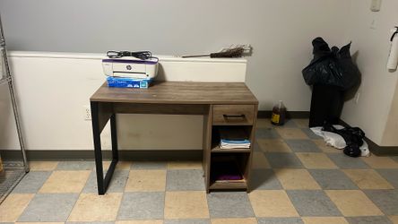 Computer Desk/ Office Desk