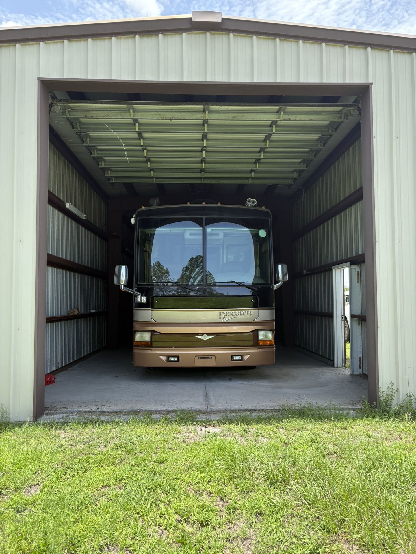 2004 Fleetwood Discovery