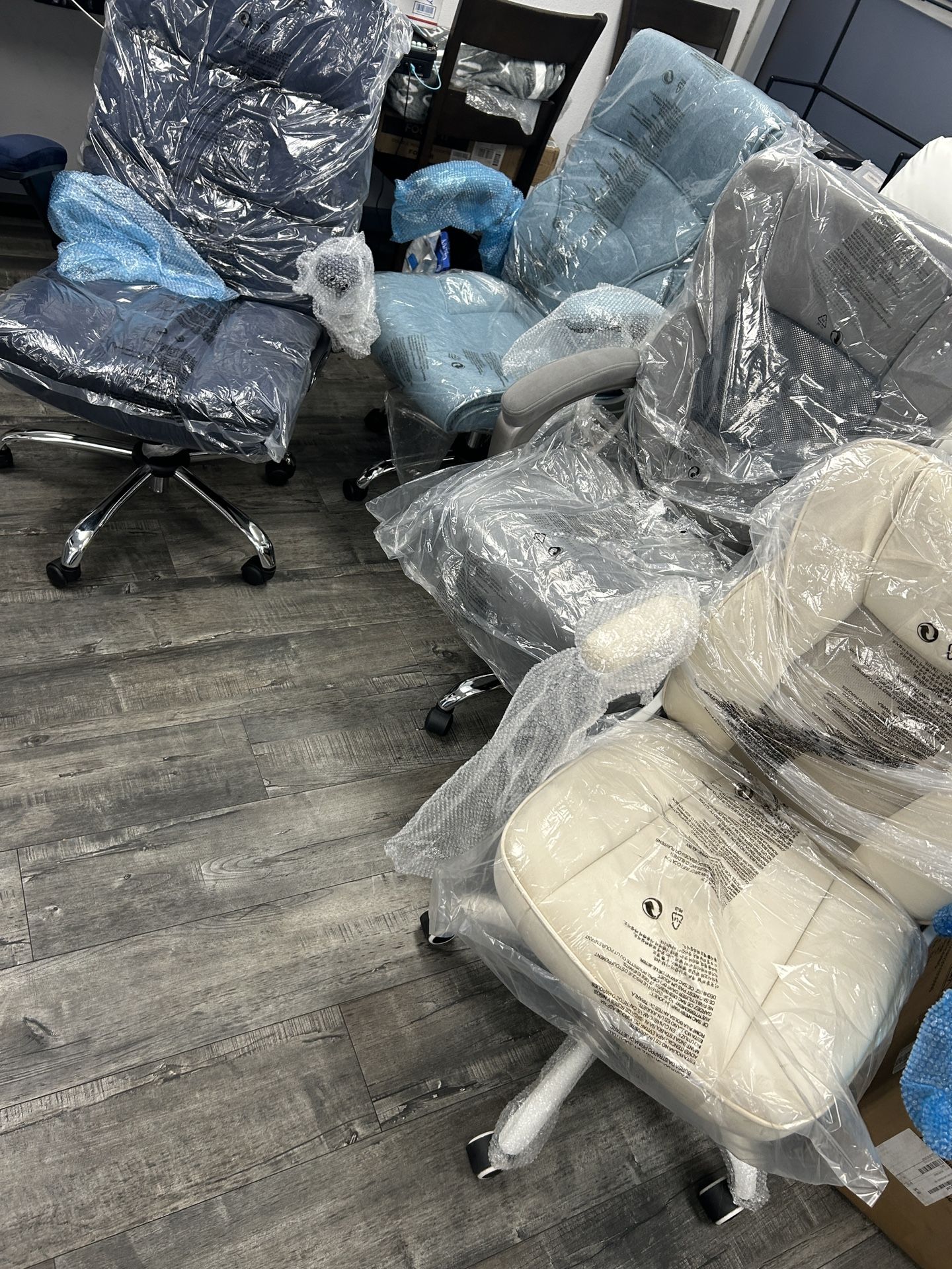 Office Chairs 60$ Each Some Are Built Some Are Not !!!