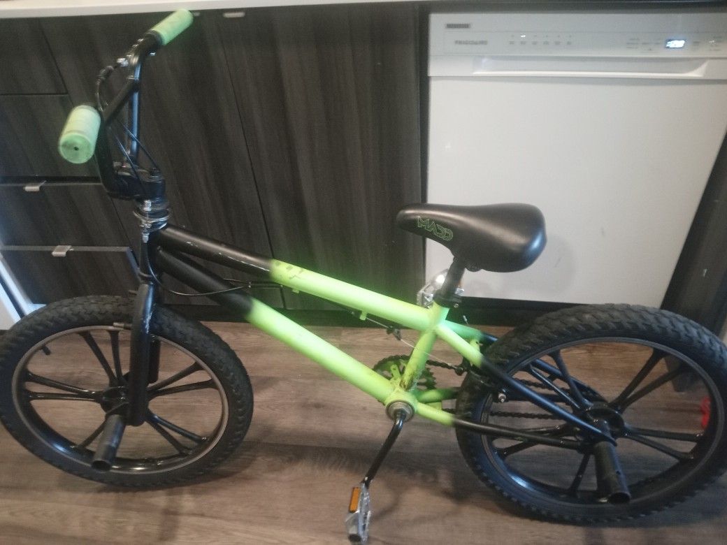 Bright Green HARO BMX 20" Downtown Freestyle Bike