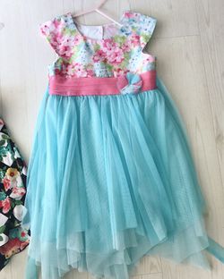 Girls size 6 Easter/Spring dress