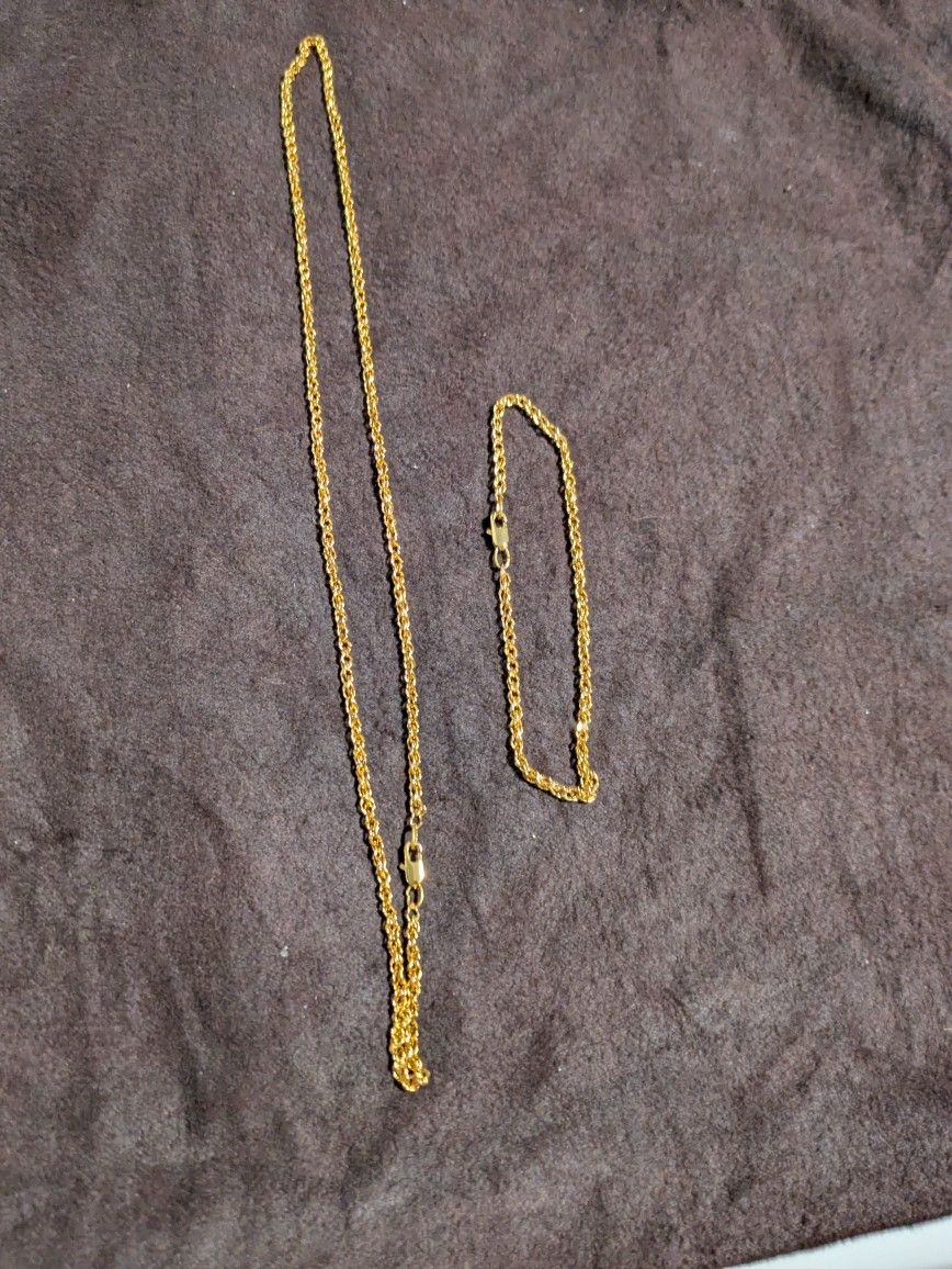 Gold-Plated Necklace And Bracelet