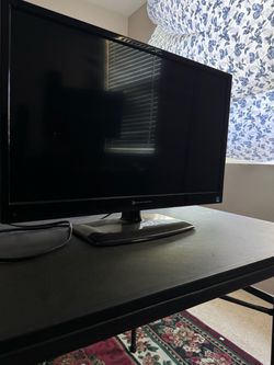 Element Electronics TV - 28in LED 720p