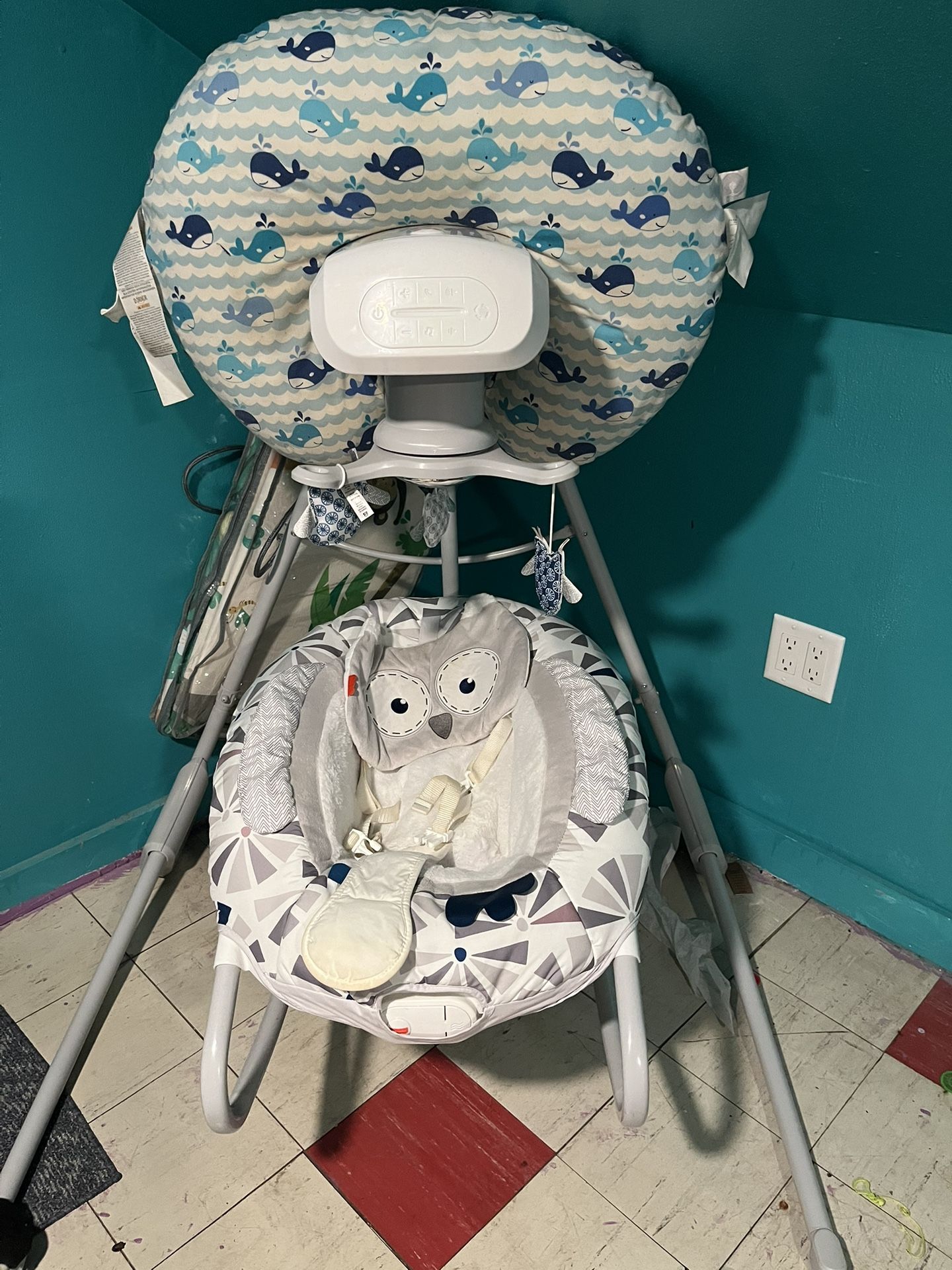 Baby Swing W Boppy Pillow
