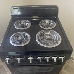 Albani  Stove  24 Inch 