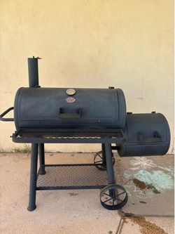 Char griller Smoker