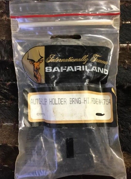2 Safariland CD-76 Auto Clip-On Magazine Holders Black Browning Hi Power #4754