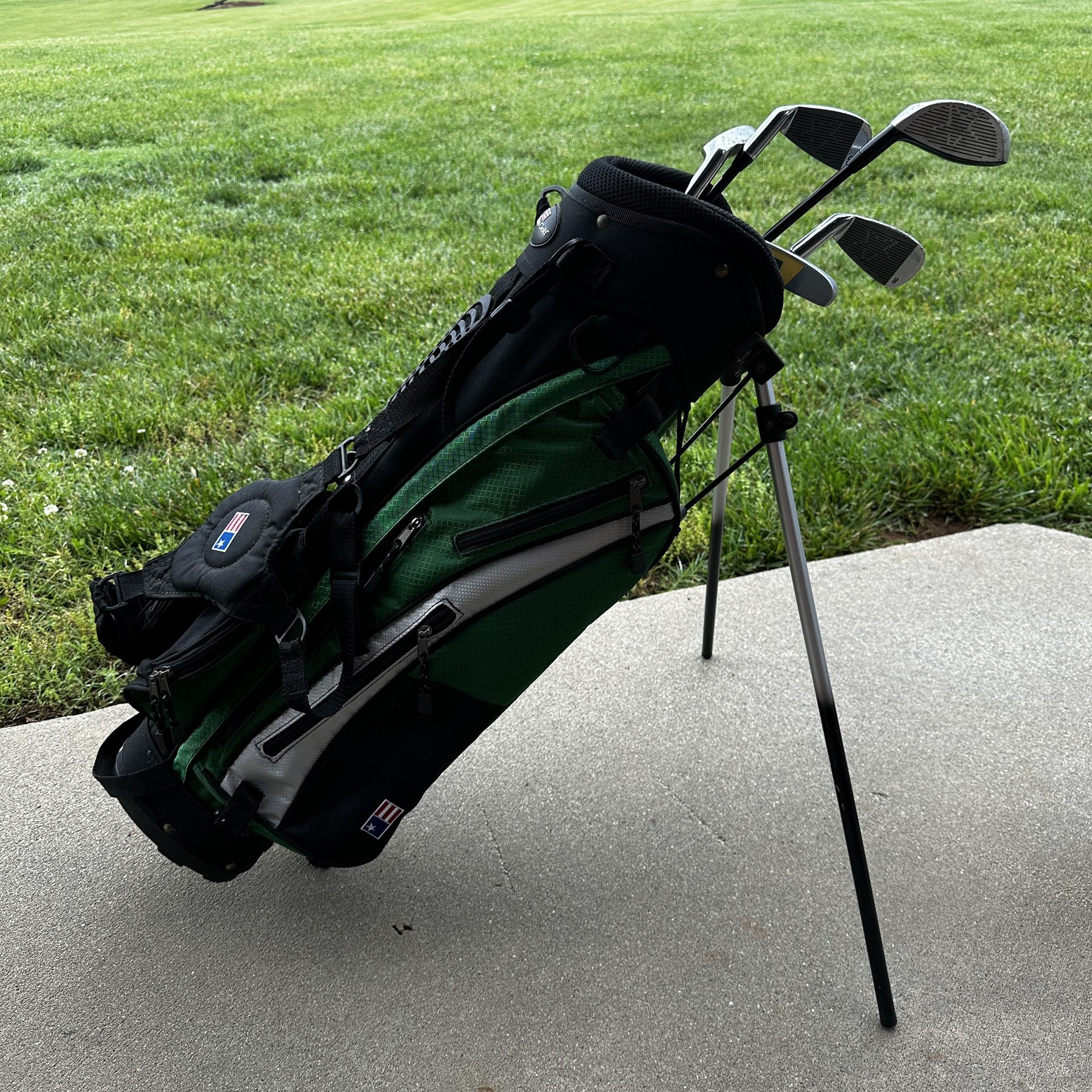 U.S. Kids Golf Green, Ultralight Kidpower, UL-4, 5 Club Set with Stand/Carry Bag